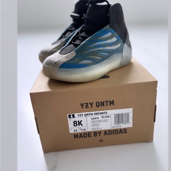 Yeezy us 8k toddlers - Picture 1 of 4